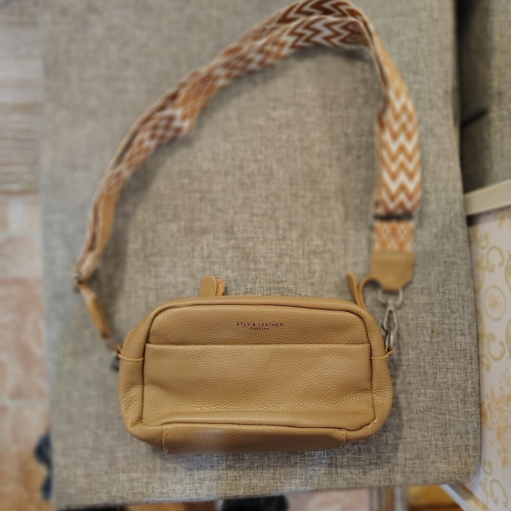 Tan Genuine Leather Crossbody Bag w/ Adjustable Guitar Strap, 9x5x3